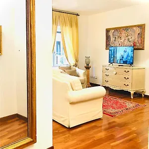  Apartment Q19 Italy