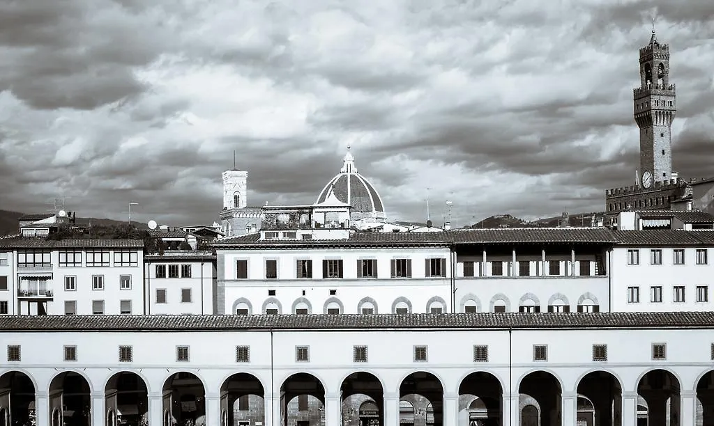 Ponte Vecchio Terrace Apartment Florence Italy